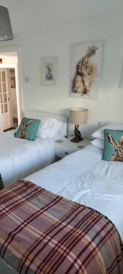 Sea Crest, Beautiful Home In Tenby With Sea Views Extérieur photo